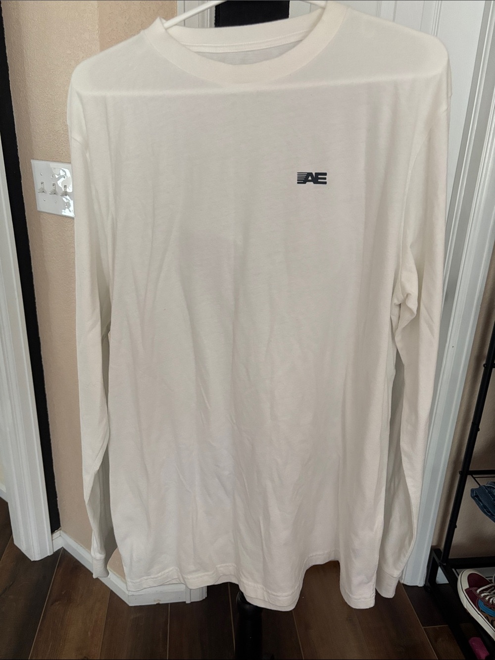 American Eagle Outfitters Long-Sleeve Crew in Off-White with Small Logo